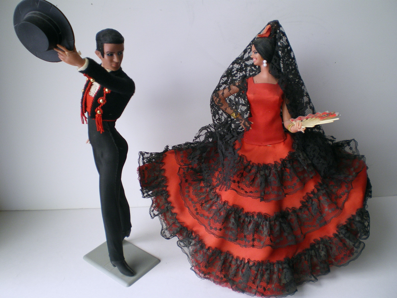 Spain-Seville-Vintage-Flamenco-Dancers.jpg