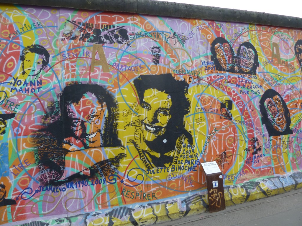 P1090828 1024x768 Reflections of the Irony of the Berlin Wall