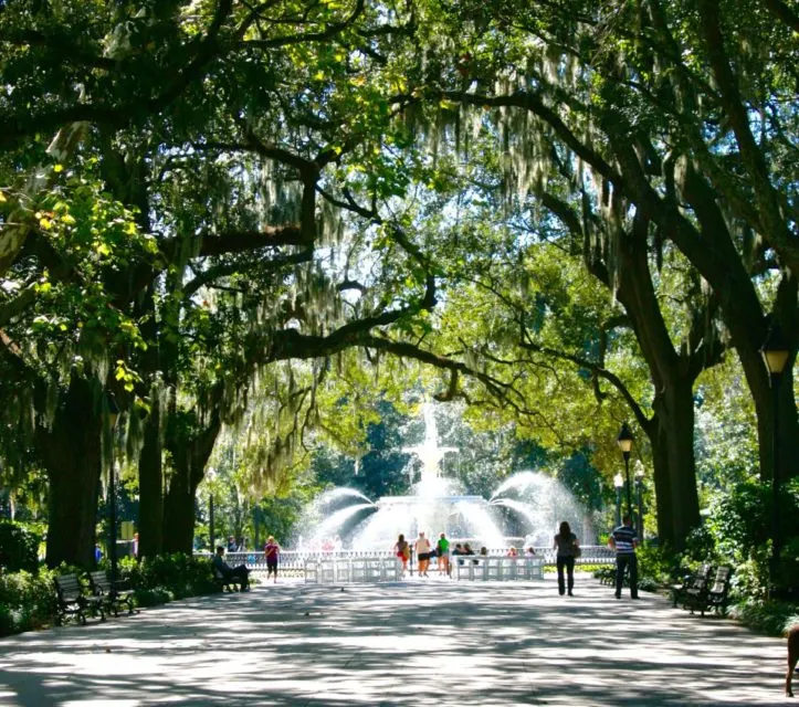 Visit Forthsyth Park: Things to do in Savannah