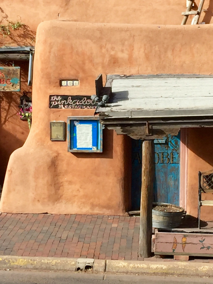 Santa Fe Plaza, Things to do in Santa Fe, Santa Fe Art, adobe