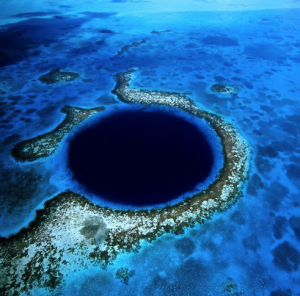 Belize Blue Hole Beach, best places to dive in Mexico