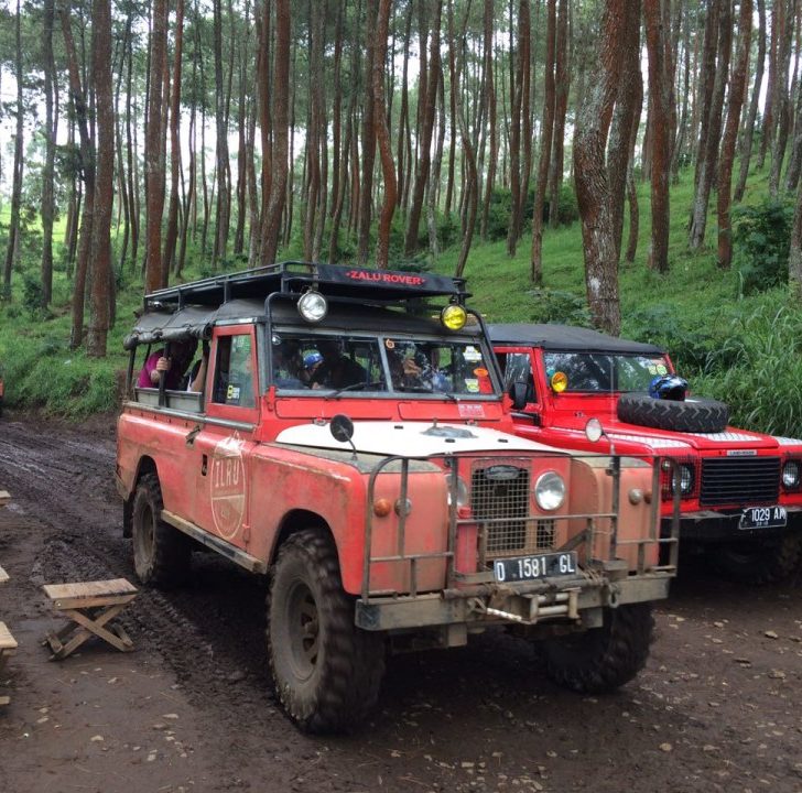 Take a wild ride off-roading as you travel Bandung, Indonesia for the thrill of your life! Travel Bandung, Bandung Attractions, Bandung Tourist Attractions, Dusun Bambu, Bandung, Indonesia