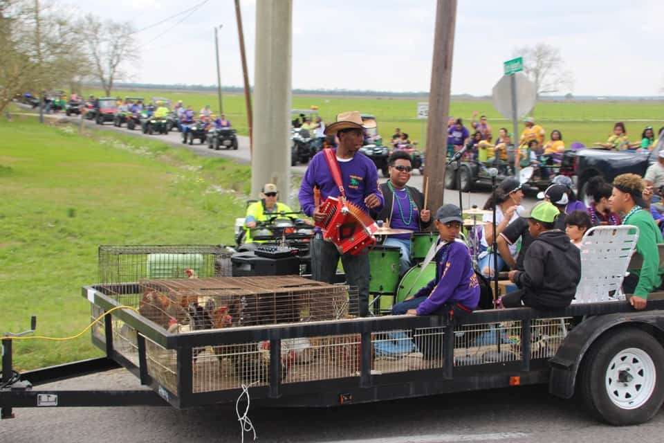 Have you ever seen a chicken on the run? Near Lake Charles, Louisiana you will find one or two in the Iowa Chicken Run!