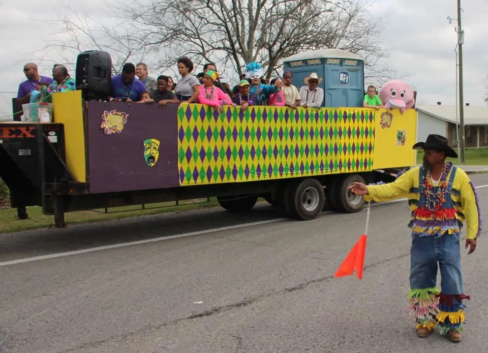 Have you ever seen a chicken on the run? Near Lake Charles, Louisiana you will find one or two in the Iowa Chicken Run!