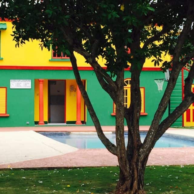 Come along with me as I share with you 5 Jamaican Travel Tips to make your Trip Perfect.