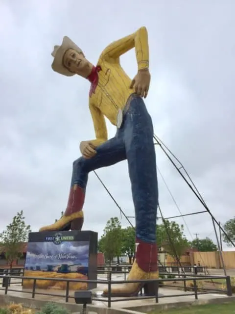 Think you know Amarillo, Texas? Come along with me as I visit my hometown area and show you the top 5 things to do in Amarillo for nostalgia.