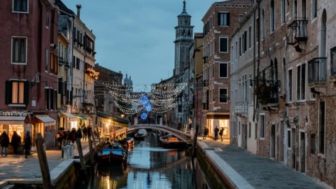 Come along with travel writer Donnie Sexton as she explores what to see in Venice on her recent trip during Venice's carnival.