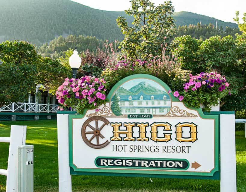 Chico Hot Springs, Hot Springs Hot Tub, Montana