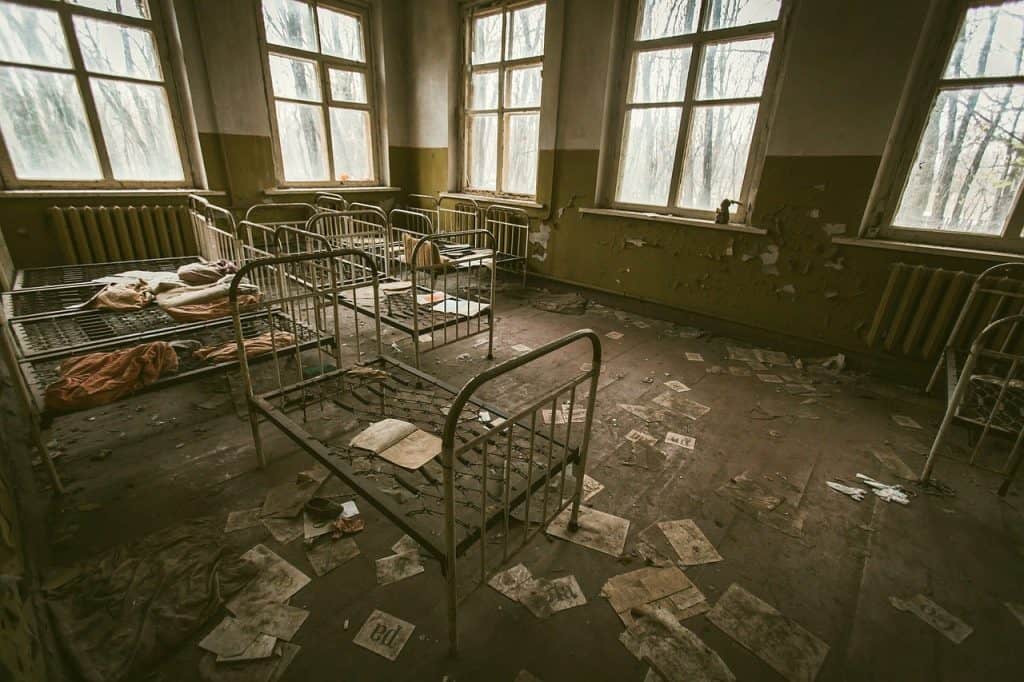 Chernobyl Tour - abandoned hospital