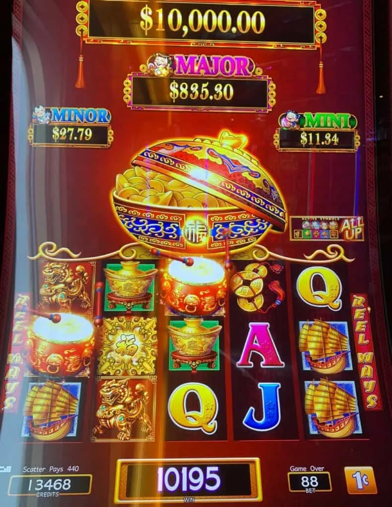 Slot machine, South Pacific Cruise, South Pacific Island Cruise, Pacific Cruises