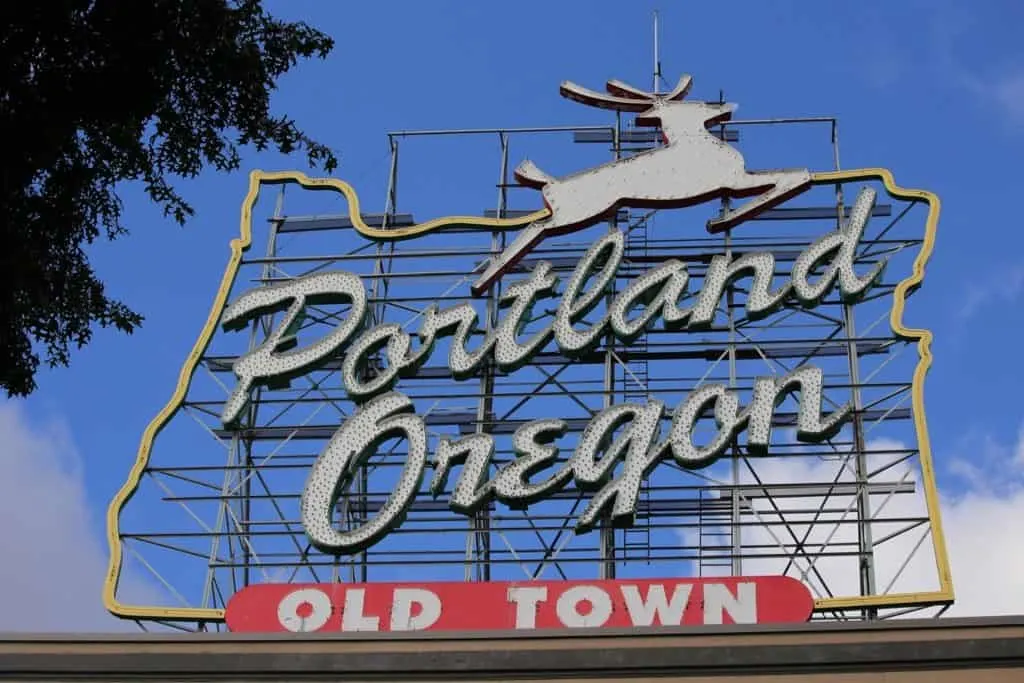 Things to do in Portland at night, where to stay in Portland