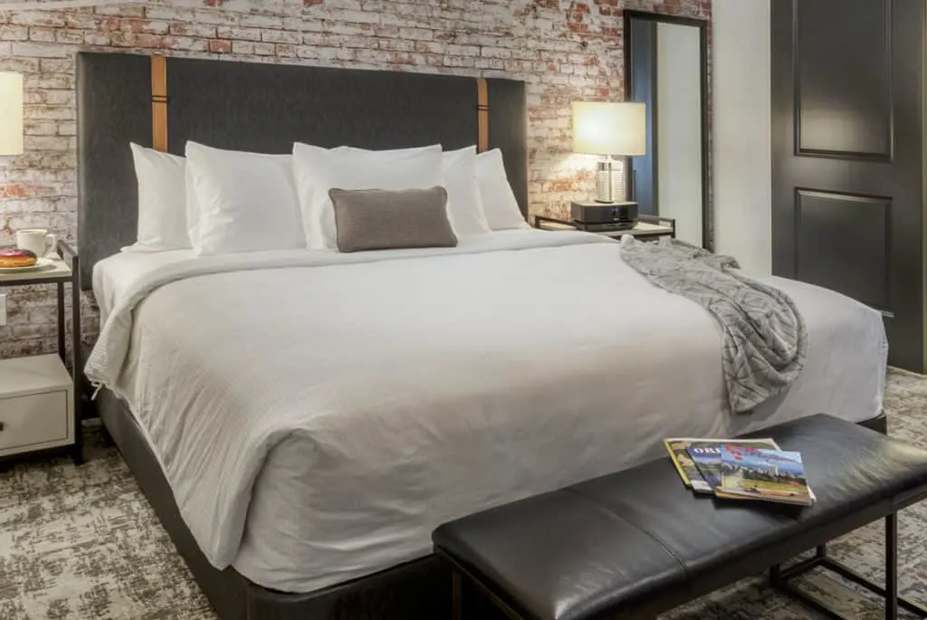 Things to do in Portland at night, where to stay in Portland
