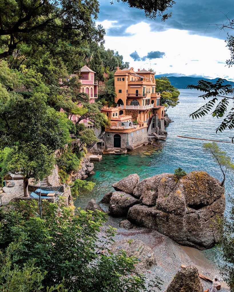 scenic view of restaurant overlooking water