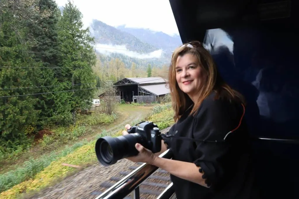 Train Across Canada, Rocky Mountaineer Train, Canadian Rockies Train, Canadian Rocky Tours, Canadian Rail Trips, #Canada #luxurytrain #traintrips