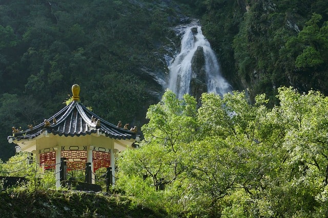 Waterfalls in Taiwan. Shifen waterfall, Shifen, Wulai taiwan, Shifen Taiwan, Wulai, Golden Waterfall