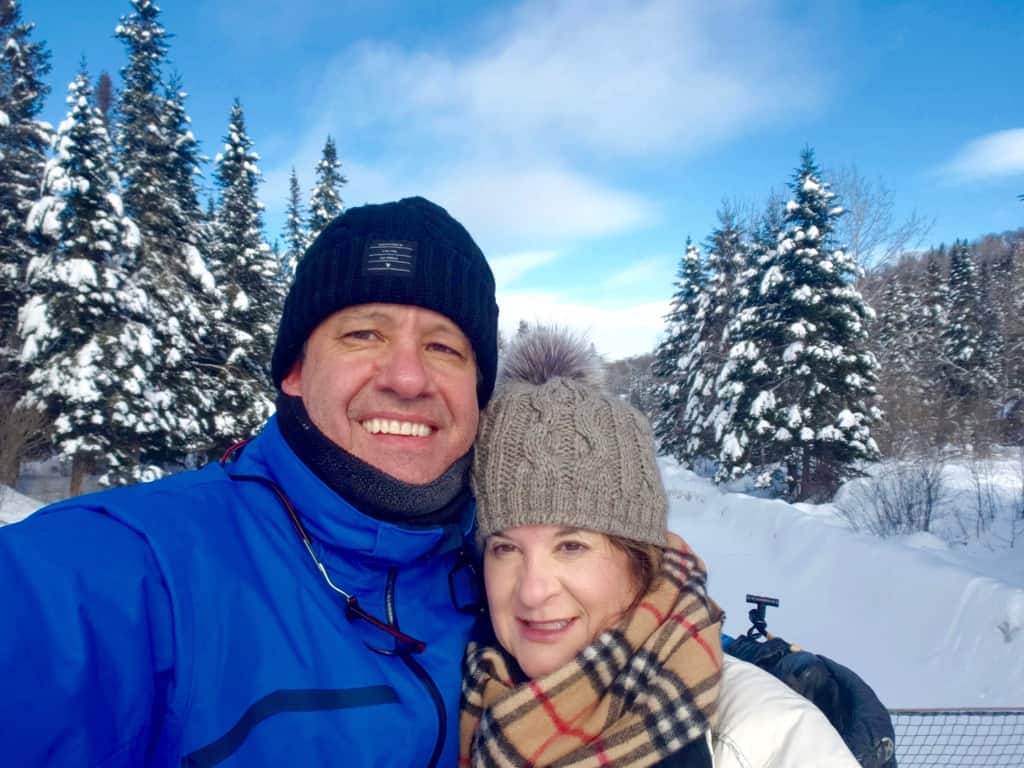 What to Pack for a Ski Trip, ski packing list, ski list packing trip, essentials for skiing, skiing essentials, packing list for ski trip, packing list ski trip, what to pack for ski trip #ski #Pack #Snowboard