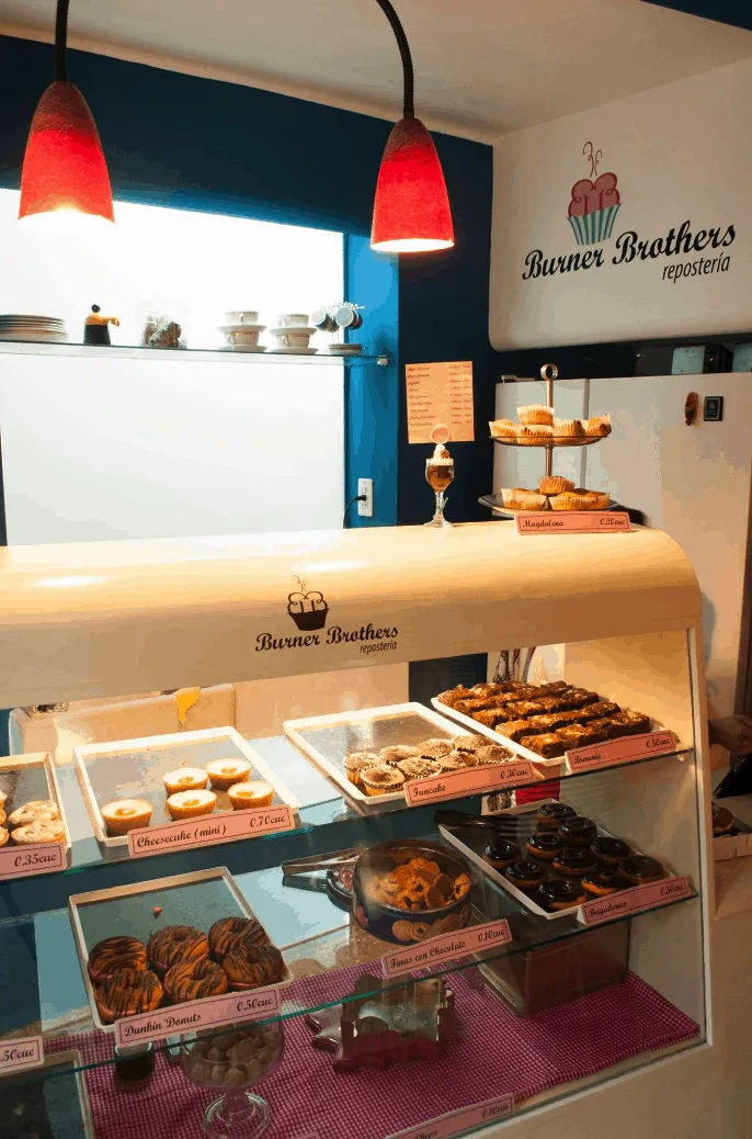 Cuban desserts, traditional Cuban desserts, Cuban sweets, Cuban confections, Cuba dessert, cuban deserts, Havana Cuban desserts, desserts in Cuba, Cuban dessert recipes, Cuban sweets #Cuba #desserts 