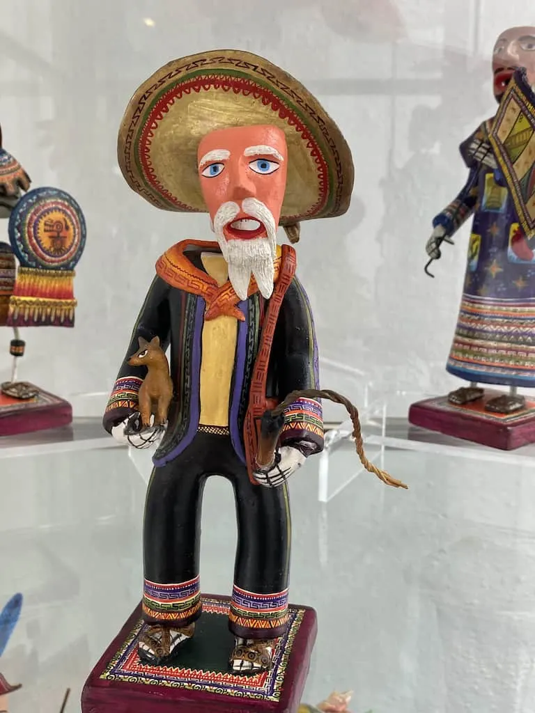 Mexico toy, toy museum, la esquina, mexican toy museum