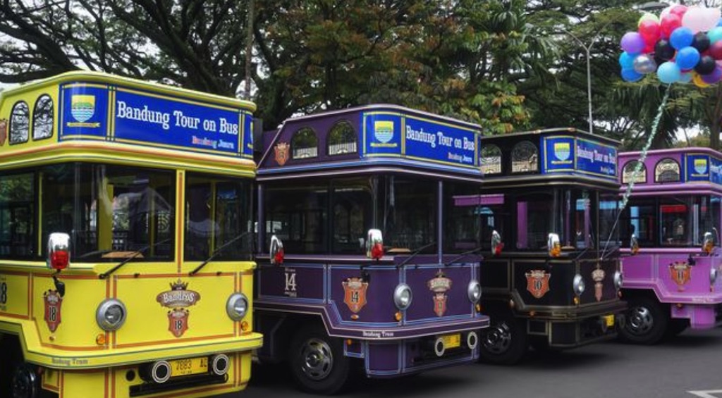 tour travel bandung bus