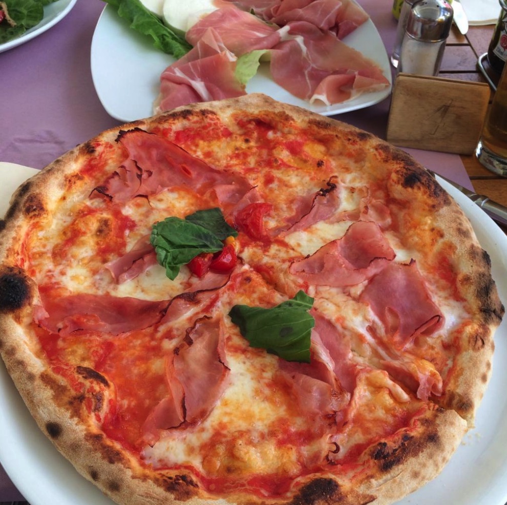 Positano restaurants, Positano Italy, Positano Italian, Positano in Italy, Positano Italia #Positano #italy