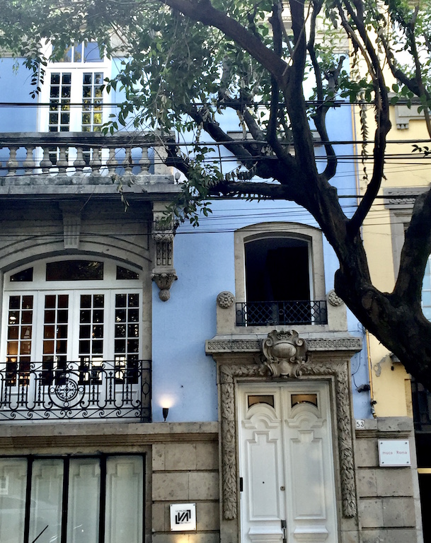Blue walls of Mexico City, Where To Stay in Mexico City