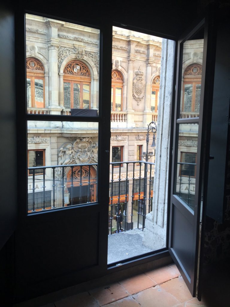 doors, Where To Stay in Mexico City