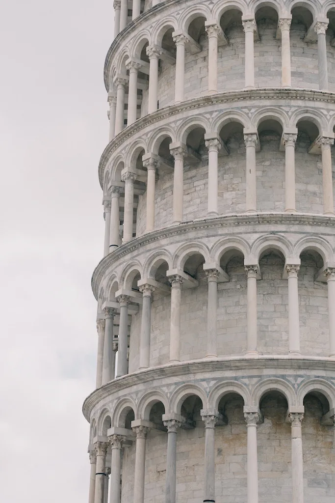 Tower of Pisa, the leaning tower of Pisa Italy