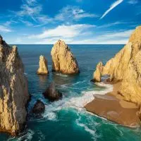 Best 7 Beaches Towns For Expats In Mexico, The Arch, best beach towns in Mexico, best beaches in Mexico for families, Puerto Vallarta beaches open, best-hotels-in-Puerto-Vallarta, Lover's Beach Mexico, safest beaches in Mexico, Los Cabos Mexico beaches, hidden beaches Mexico