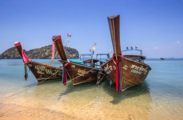 3 boats, Ko Samui Thailand, Best Islands for Luxury Family Vacations,