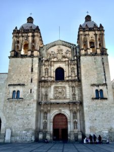 Santo Domingo Church, yellow bar, things to do in oaxaca city