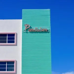 Parisian Building, adventurous things to do in Miami