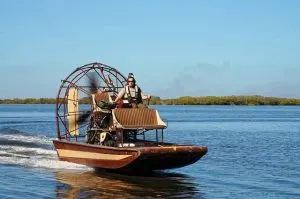 airboat tour of the Everglades National Park, Adventurous things to do in Miami