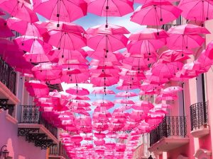 hot pink umbrellas, best-places-to-visit-in-Puerto-Rico