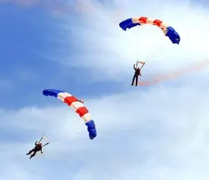 parasailing, water activities in Cancun