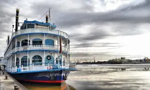 best road trips from Louisiana, Queens Ship