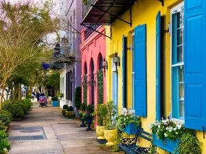 Charleston day trips. colored buildings