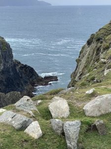 So Many rocks, best-time-to-visit-ireland