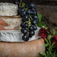 5 Must-Have Cheeses For A Cheese Board